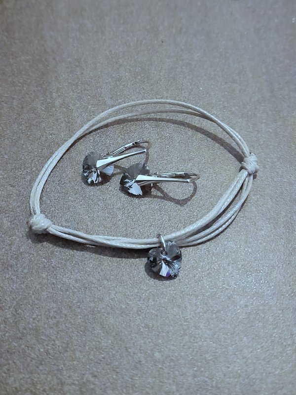 Komplet Narukvica i Naušnice sa Swarovski Kristalima u Srebru 925 - Srca silver night 10mm