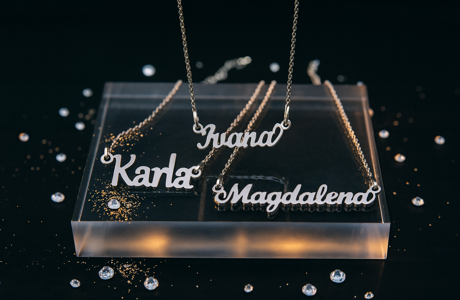 Ogrlice Personalizirane s Imenom na Popustu