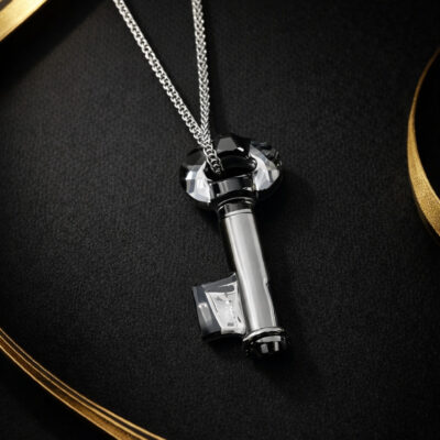 Srebrna Ogrlica Swarovski Kristal Key 30mm Silver Night
